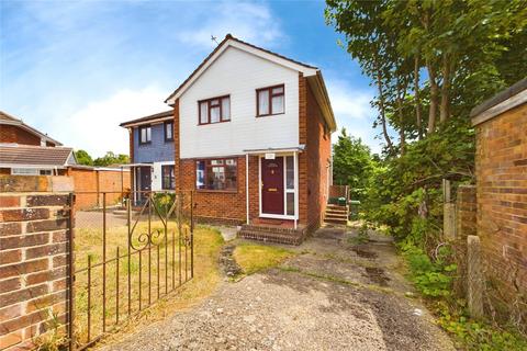 3 bedroom semi-detached house for sale, Bowfell Close, Tilehurst, Reading, Berkshire, RG31