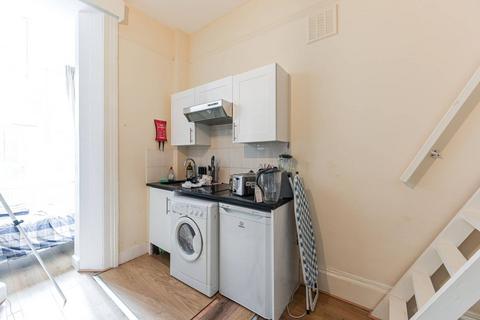 Studio to rent, CROMWELL ROAD, LONDON, SW5, Kensington, London, SW5