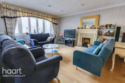 48 The Copse, Hemel Hempstead, HP1 2TA