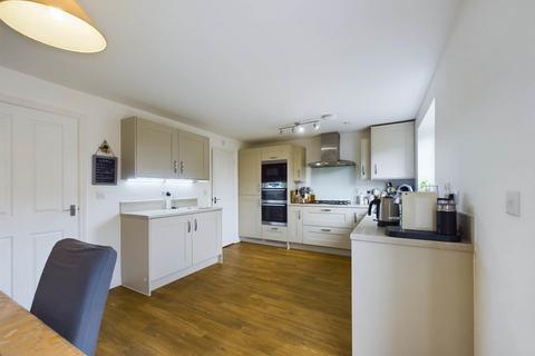 5 bedroom semi-detached house for sale, Ox Ground, Aylesbury HP18