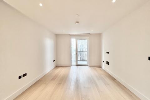 1 bedroom flat for sale, Cascade Way, London W12