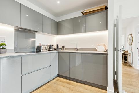 2 bedroom apartment for sale, Harrison Walk Greenwich SE10