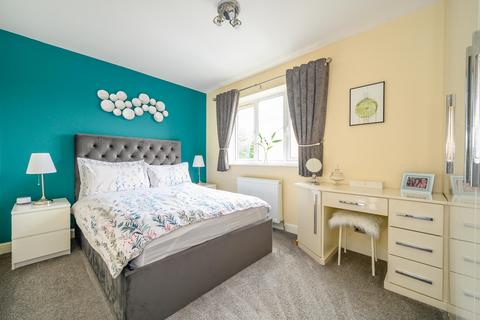 24 Merlin Close, Morley, Leeds, LS27 8TS