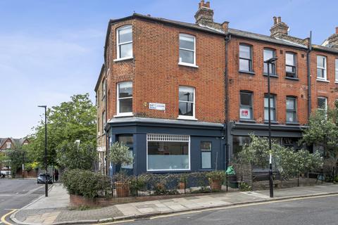 3 bedroom end of terrace house for sale, Ronalds Road, London, N5