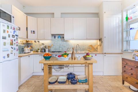 3 bedroom end of terrace house for sale, Ronalds Road, London, N5