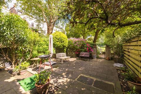 4 bedroom apartment for sale, Clifton Gardens, London