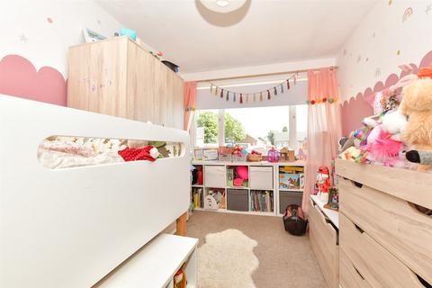 33 Calland, Smeeth, Ashford, TN25 6QD