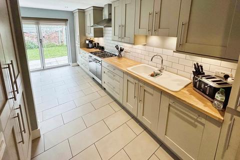 4 bedroom detached house to rent, Cape Street, Manchester, Greater Manchester, M20