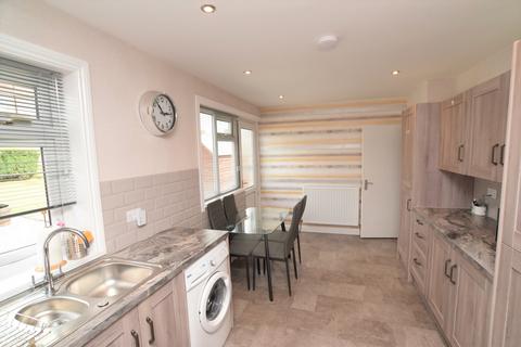18 Loch Road, Dumfries, DG2 9JE