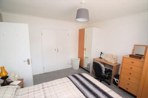 18 Loch Road, Dumfries, DG2 9JE