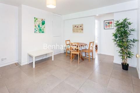 2 bedroom apartment to rent, Boswell Street, City WC1N