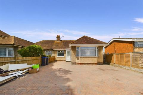 3 bedroom semi-detached bungalow to rent, Brookdean Road, Worthing, BN11 2PB