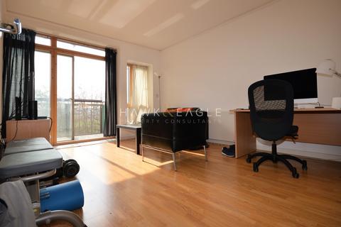 1 bedroom flat to rent, Faraday Lodge, Renaissance Walk, London, Greater London. SE10