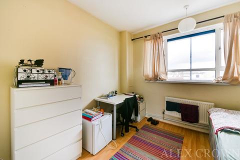 4 bedroom flat to rent, Blemundsbury, Dombey Street, Russell Square