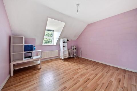 18 Grace Close, London, SE9 4JE