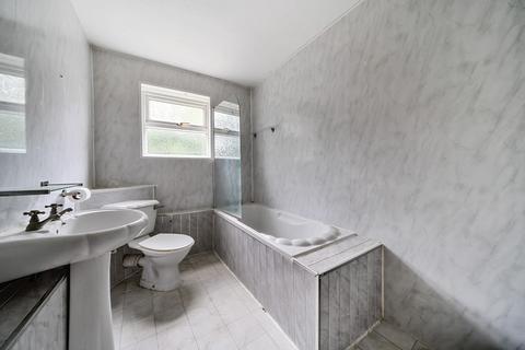 18 Grace Close, London, SE9 4JE