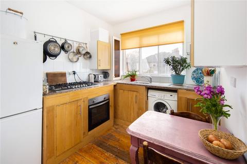 Flat 3, 88 Lauriston Road, London, E9 7HA