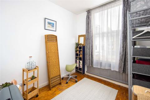 Flat 3, 88 Lauriston Road, London, E9 7HA