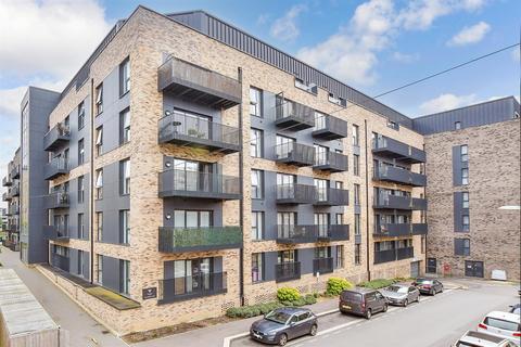 2 bedroom apartment for sale, George Street, Ashford, Kent