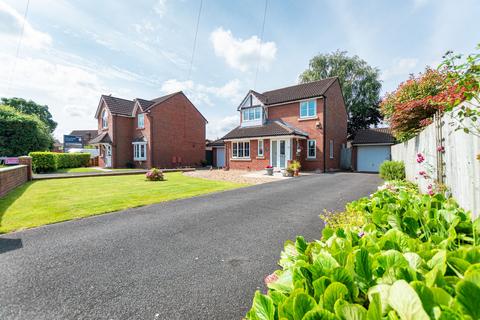 3 bedroom detached house for sale, Hooten Lane, Leigh WN7