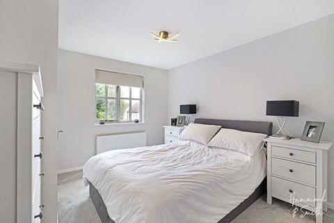 57 Tempest Mead, North Weald, Epping, CM16 6DY