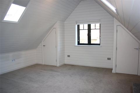 Studio to rent, Henley Bridge, Henley-on-Thames, Berkshire, RG9
