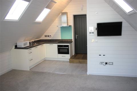 Studio to rent, Henley Bridge, Henley-on-Thames, Berkshire, RG9