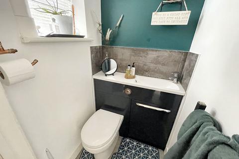 28 Aylesbury Road, Hockley Heath, Solihull, B94 6PB