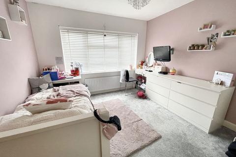 28 Aylesbury Road, Hockley Heath, Solihull, B94 6PB