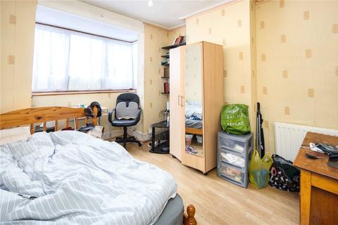 42 Drapers Road, London, E15 2AY