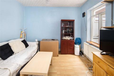 42 Drapers Road, London, E15 2AY
