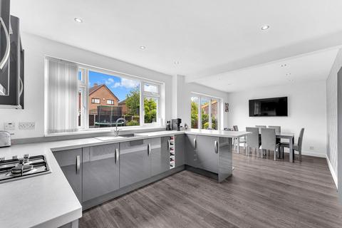 28 Balmoral Road, Widnes, WA8 9HH