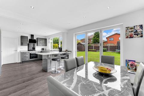 28 Balmoral Road, Widnes, WA8 9HH