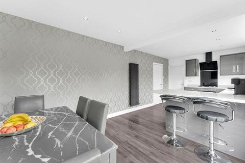 28 Balmoral Road, Widnes, WA8 9HH