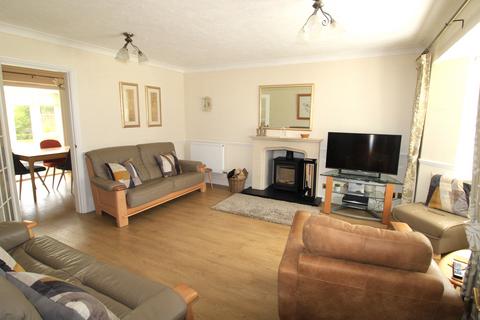 4 bedroom detached house for sale, Brandon Groves, South Ockendon RM15