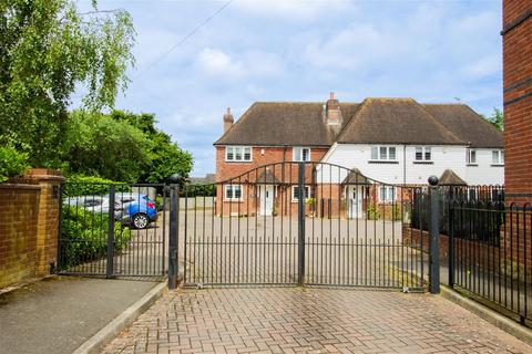 3 bedroom end of terrace house for sale, No Onward Chain In Hawkhurst