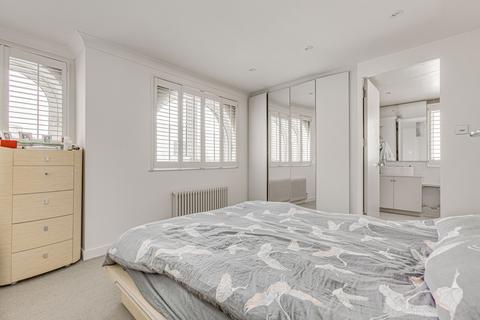 3 bedroom flat for sale, Ferrymans Quay, William Morris Way, London