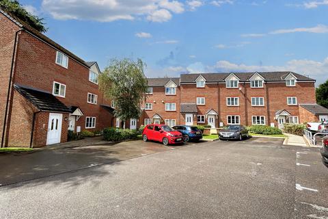 2 bedroom apartment to rent, Morston Close, Manchester M28