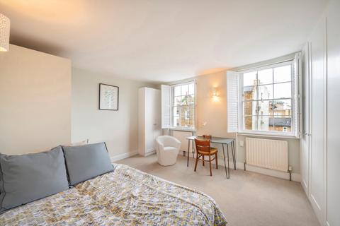 30 Charlton Place, London, N1 8AJ