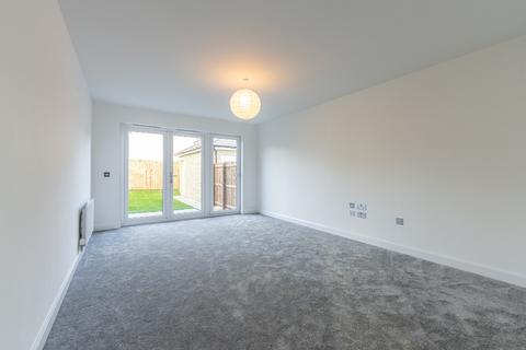 5 bedroom detached house to rent, Pencraig Avenue, East Linton, East Lothian, EH30