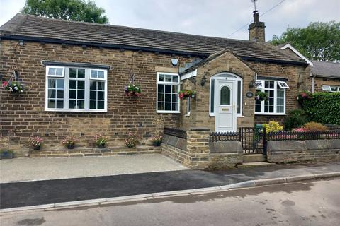 3 bedroom bungalow for sale, Verity Street, East Bierley, Bradford, West Yorkshire, BD4