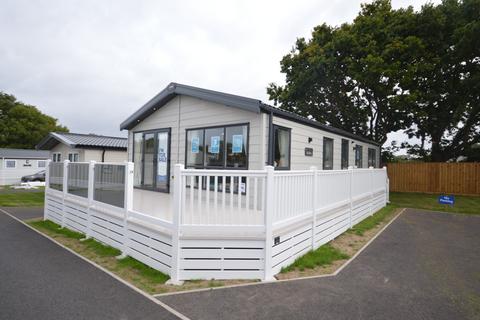 3 bedroom lodge for sale, Week Lane, Dawlish EX7