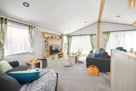 3 bedroom lodge for sale, Week Lane, Dawlish EX7
