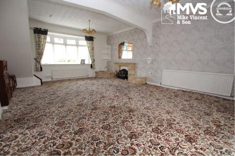 3 bedroom bungalow for sale, St. Johns Road, Clacton-on-Sea