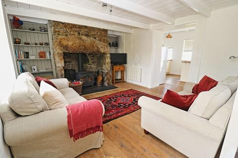 2 Crescent Place, Pendeen, Penzance, TR19 7SJ