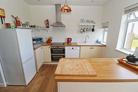 2 Crescent Place, Pendeen, Penzance, TR19 7SJ