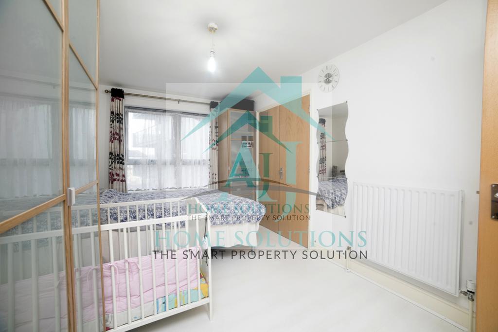 Bedroom V
