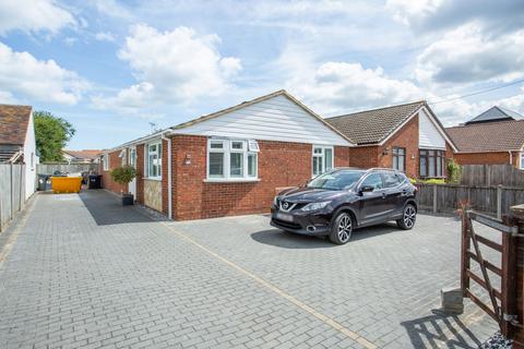 3 bedroom detached bungalow for sale, Kimberley Grove, Seasalter, CT5