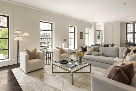 undefined, Knightsbridge Gate, Apartment 1, 1 William Street, London, SW1X