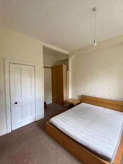 2 bedroom flat to rent, Polwarth Crescent, Polwarth, Edinburgh, EH11